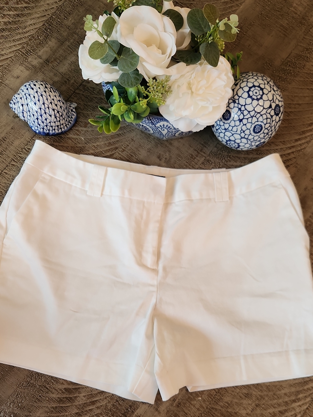 Worthington White Tailored Cotton Bermuda Shorts